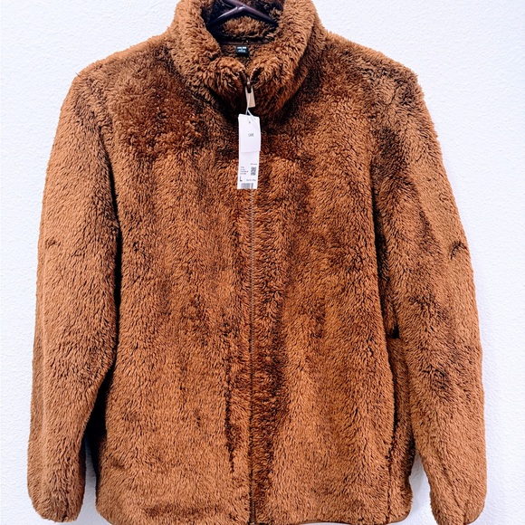 Uniqlo Jackets & Blazers - Uniqlo Plush Teddy Zip-Up Jacket - Chestnut Brown Cozy Soft.